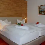 Alpenhof 4*